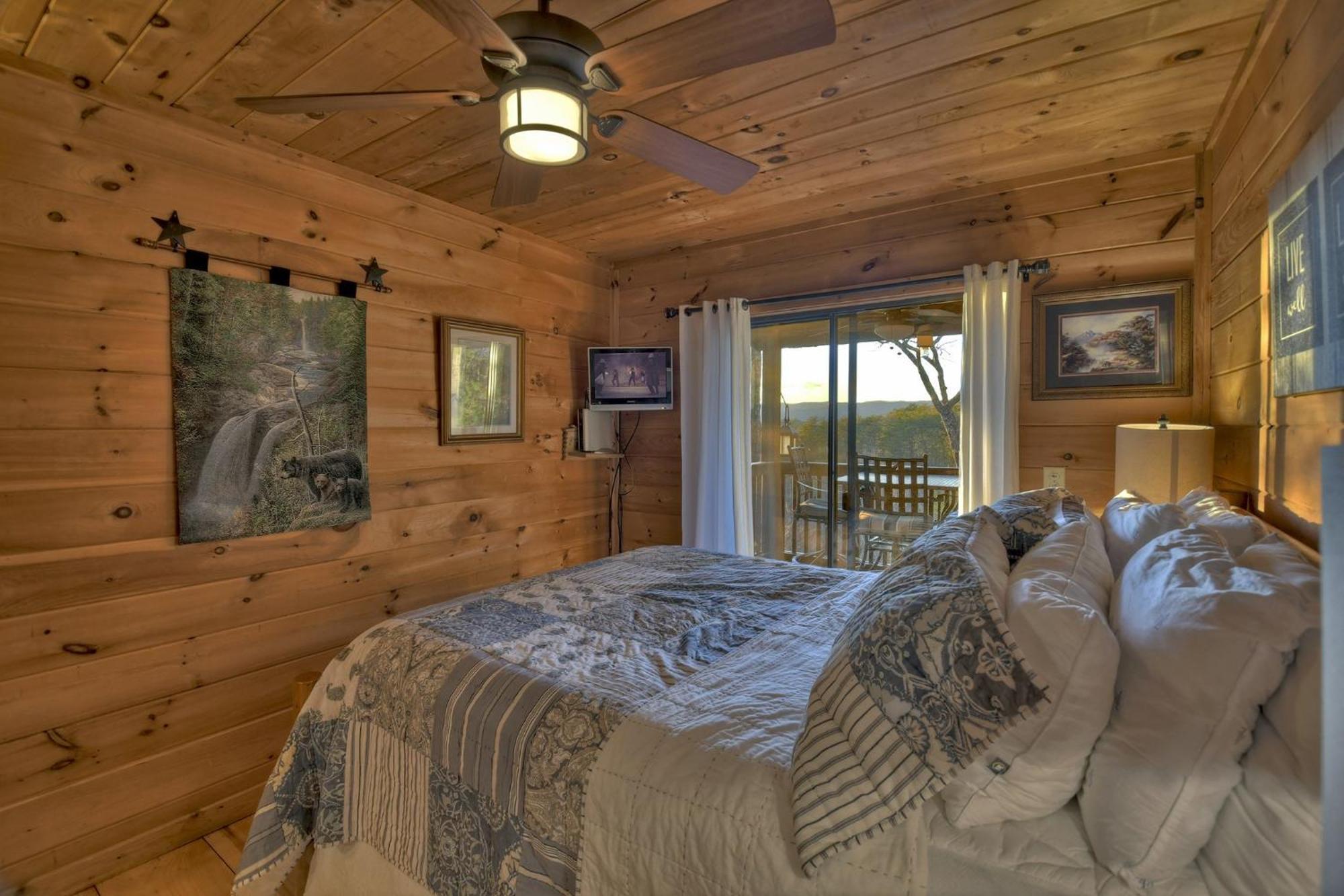 Talking Leaves Hot Tub Firepit And Comfy King Beds Villa Ellijay Exterior photo
